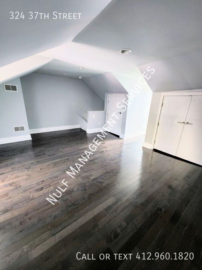 324 37th St - Photo 7 of 11