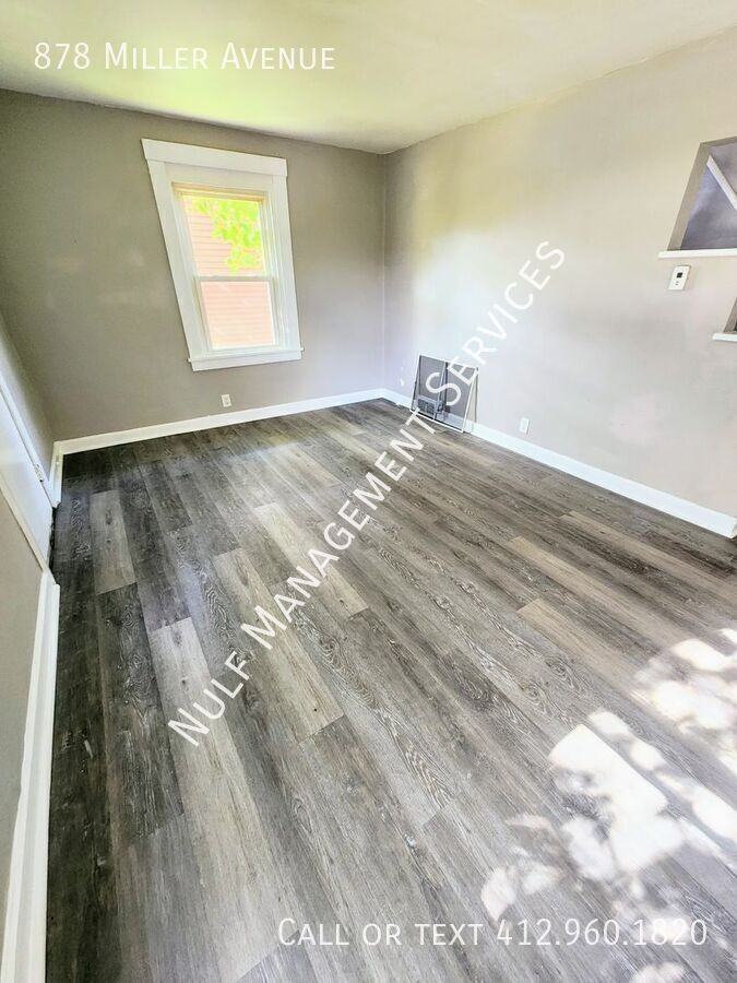 878 Miller Ave - Photo 2 of 7