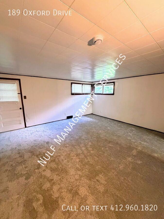 189 Oxford Dr - Photo 4 of 8