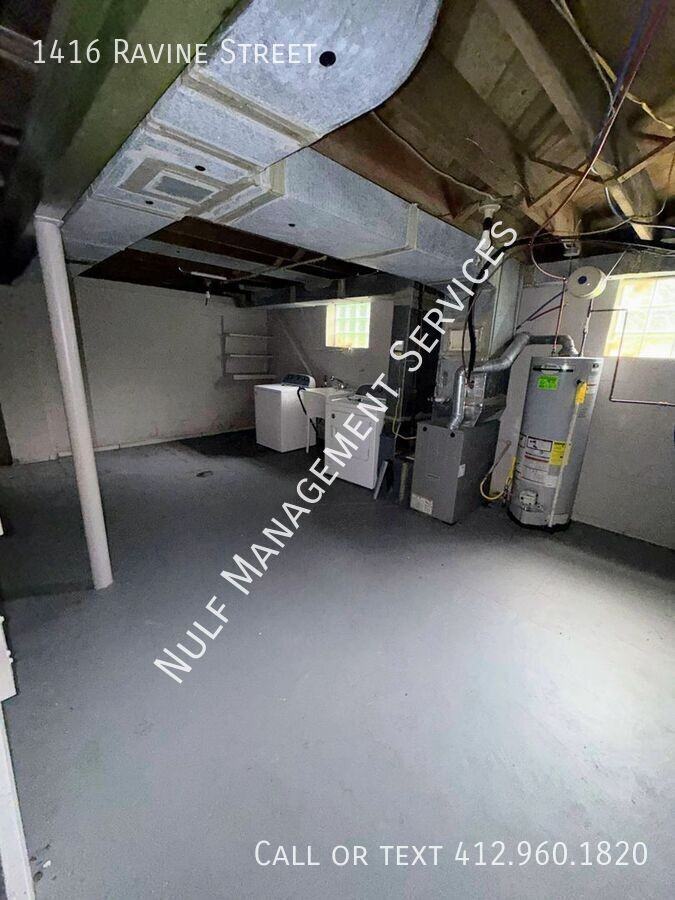 1416 Ravine St - Photo 3 of 10