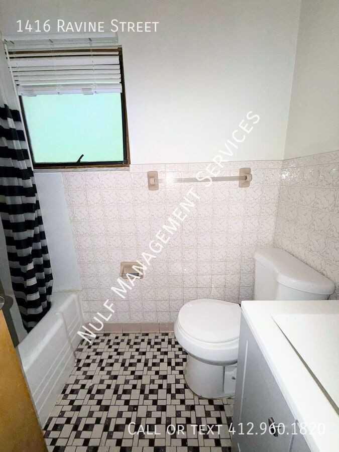 1416 Ravine St - Photo 5 of 10