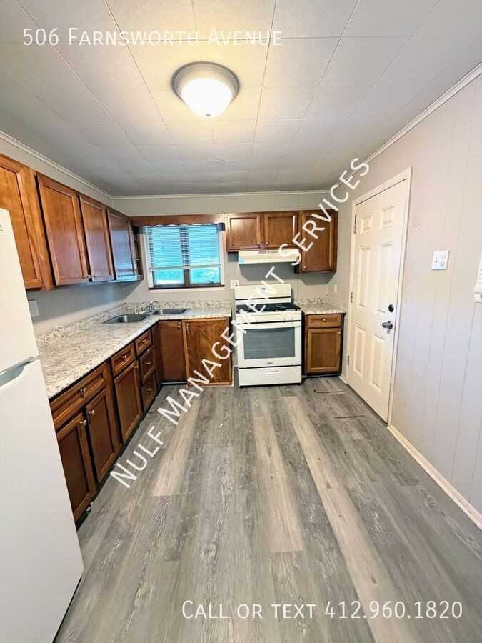 506 Farnsworth Ave
