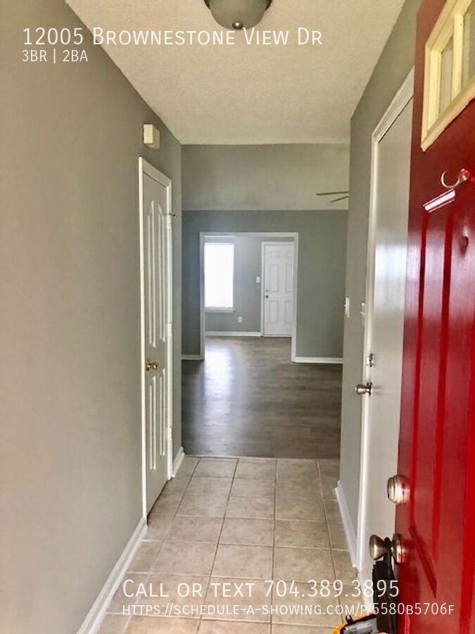 12005 Brownestone View Dr - Photo 4 of 43