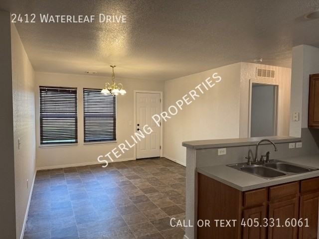 2412 Waterleaf Dr - Photo 6 of 30