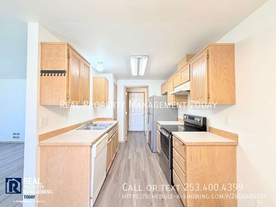 1539 91st St E - Photo 2 of 25