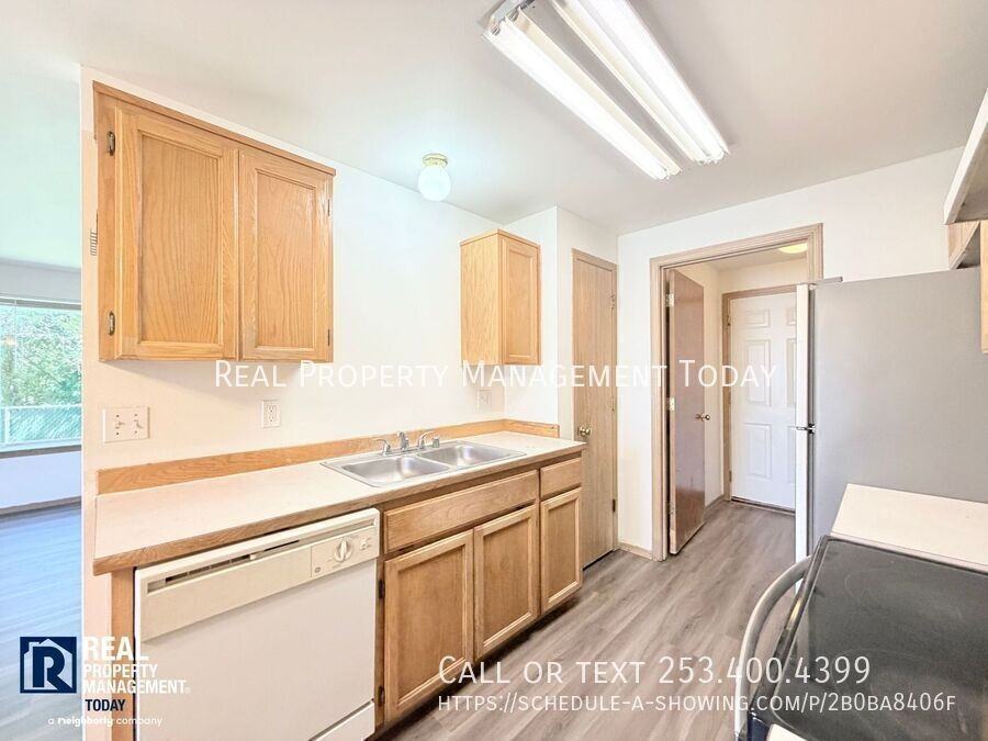 1539 91st St E - Photo 5 of 25