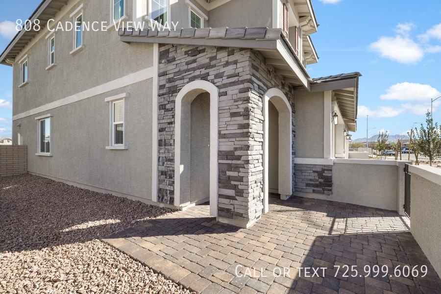 808 Cadence View Way - Photo 2 of 34