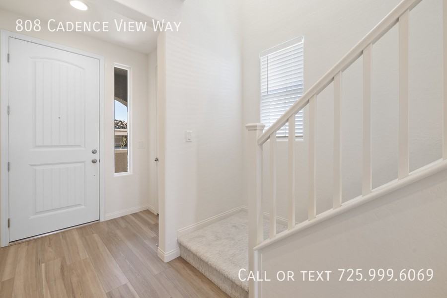 808 Cadence View Way - Photo 3 of 34