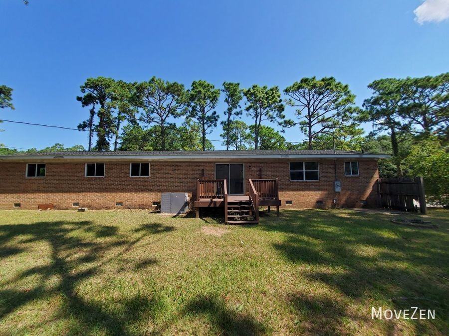 510 Wesley Dr - Photo 4 of 42
