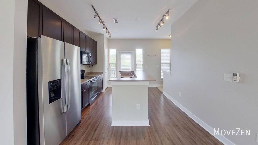 827 Seigle Point Dr - Photo 4 of 48