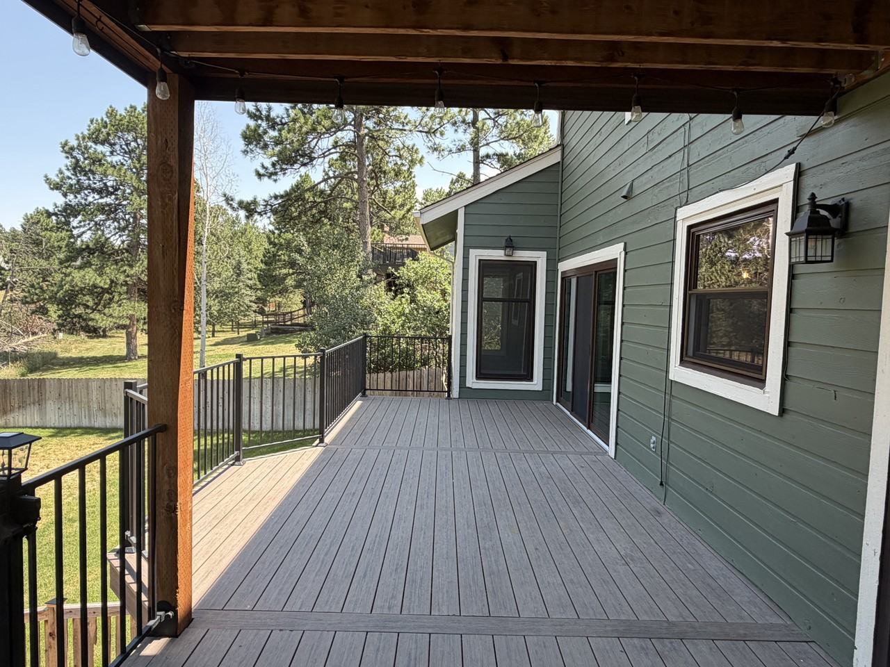 6258 Powell Rd - Photo 3 of 32