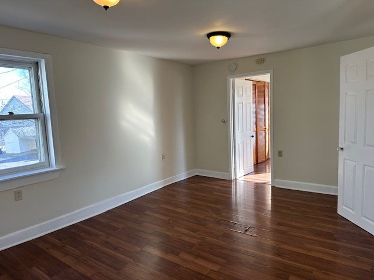 688 Market St - Photo 2 of 6