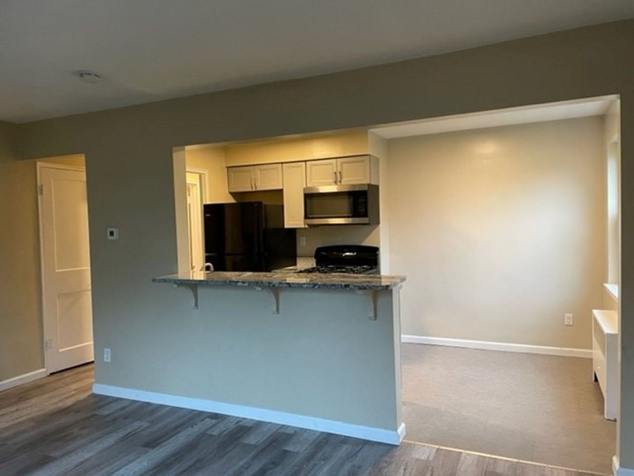 12 S 19th St #C - Photo 4 of 11
