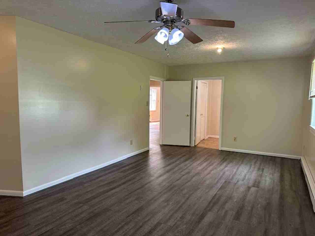 891 N 4th St - Photo 7 of 17