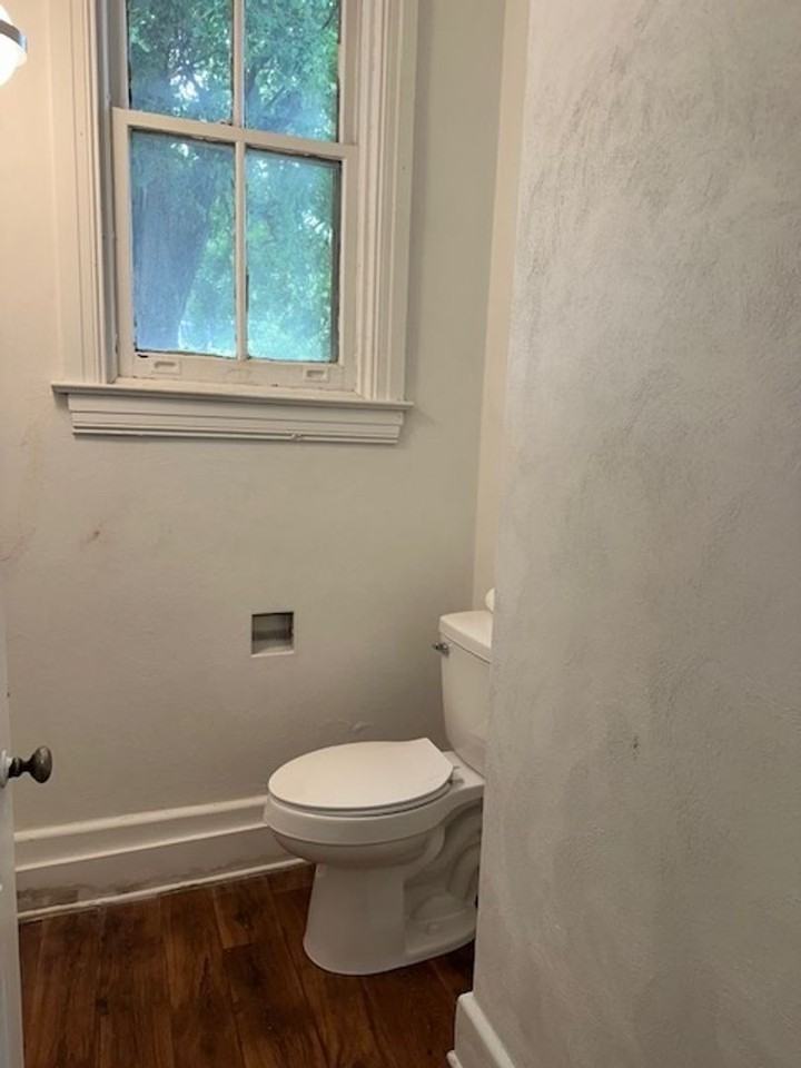 410 S George St #1L - Photo 6 of 8