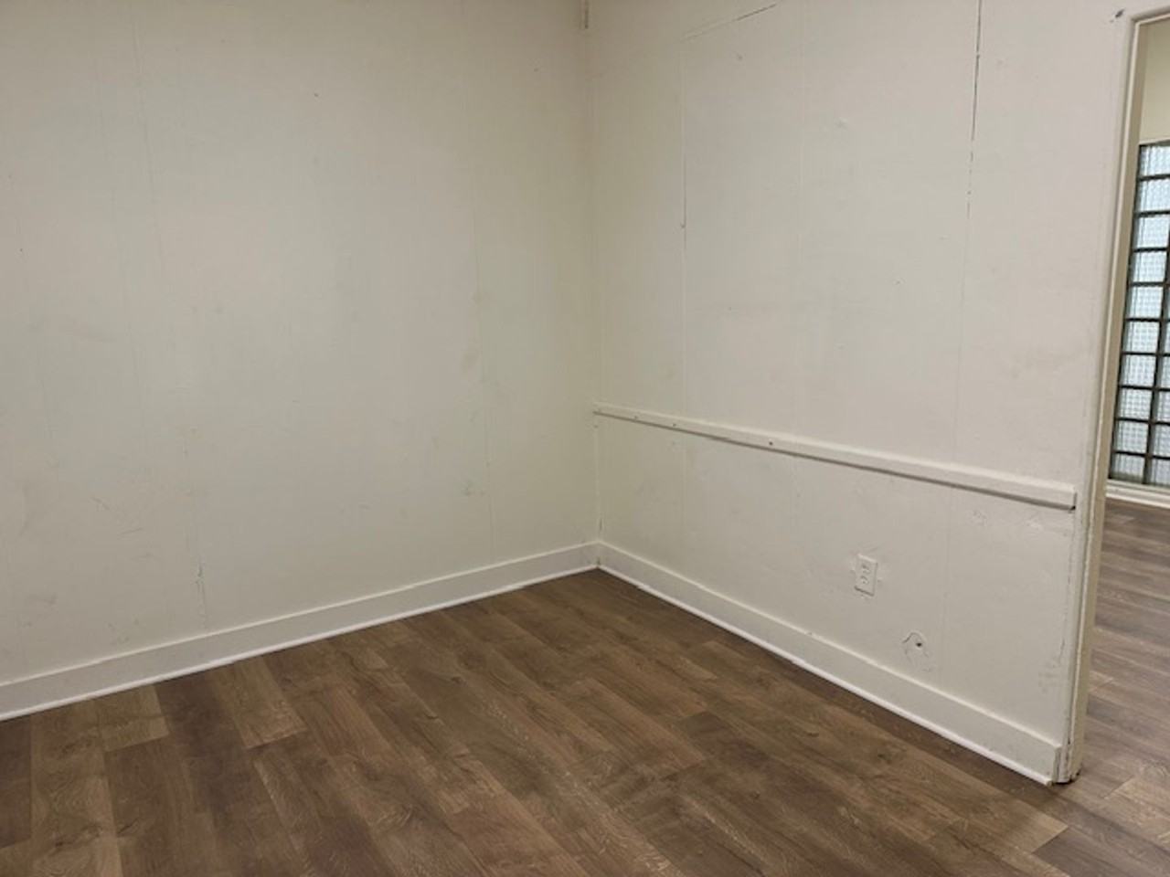 410 S George St #1R - Photo 3 of 11