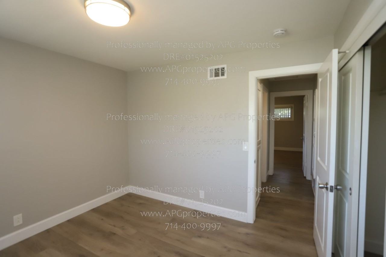 11242 Dallas Dr - Photo 7 of 50