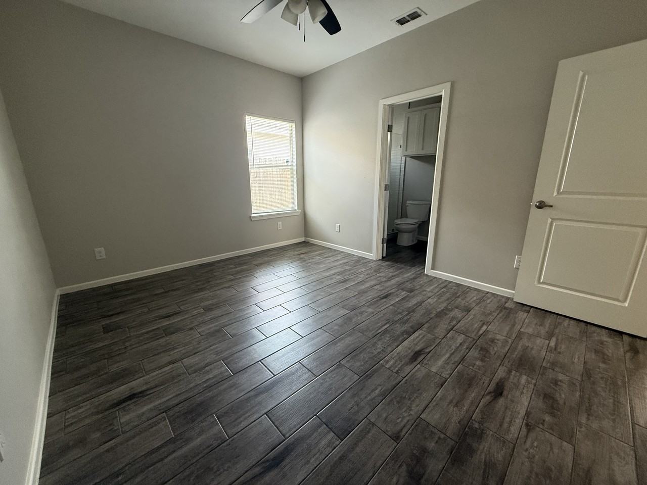 5800 Sandpiper Ave #1 - Photo 6 of 16