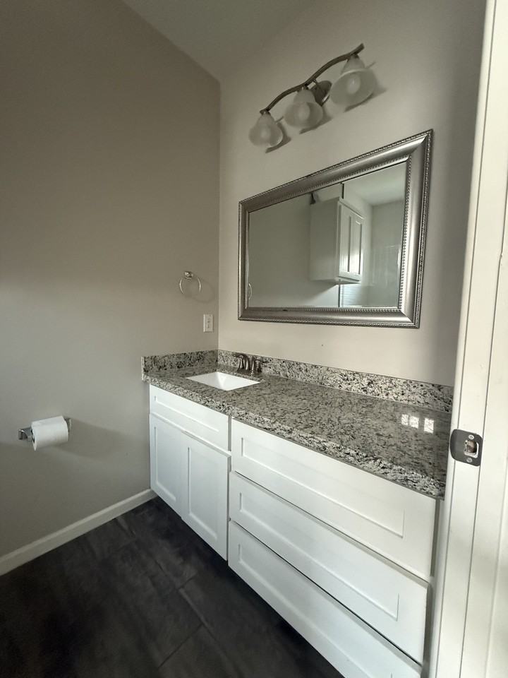 5800 Sandpiper Ave #1 - Photo 7 of 16