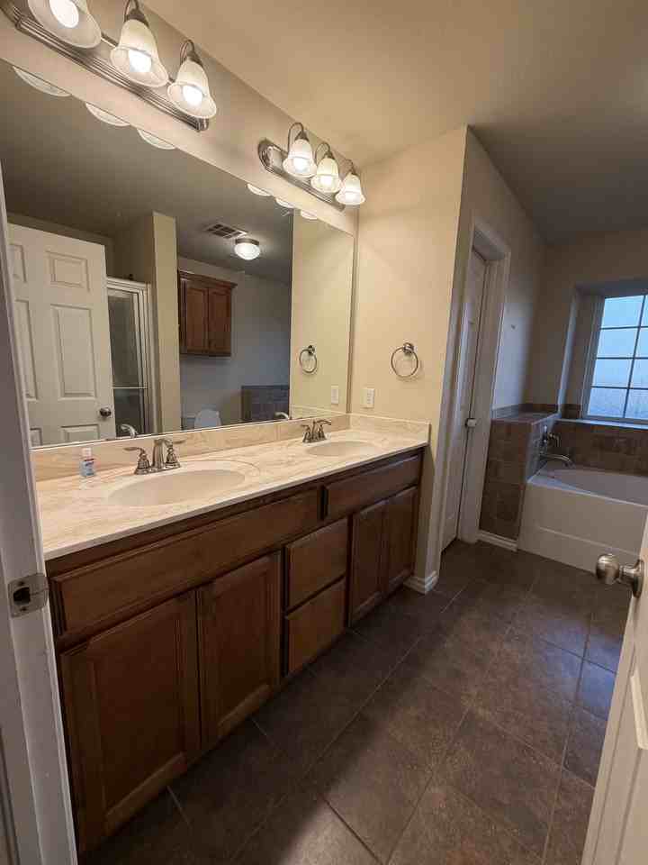 2365 Turtlewood River Rd #NA - Photo 5 of 12