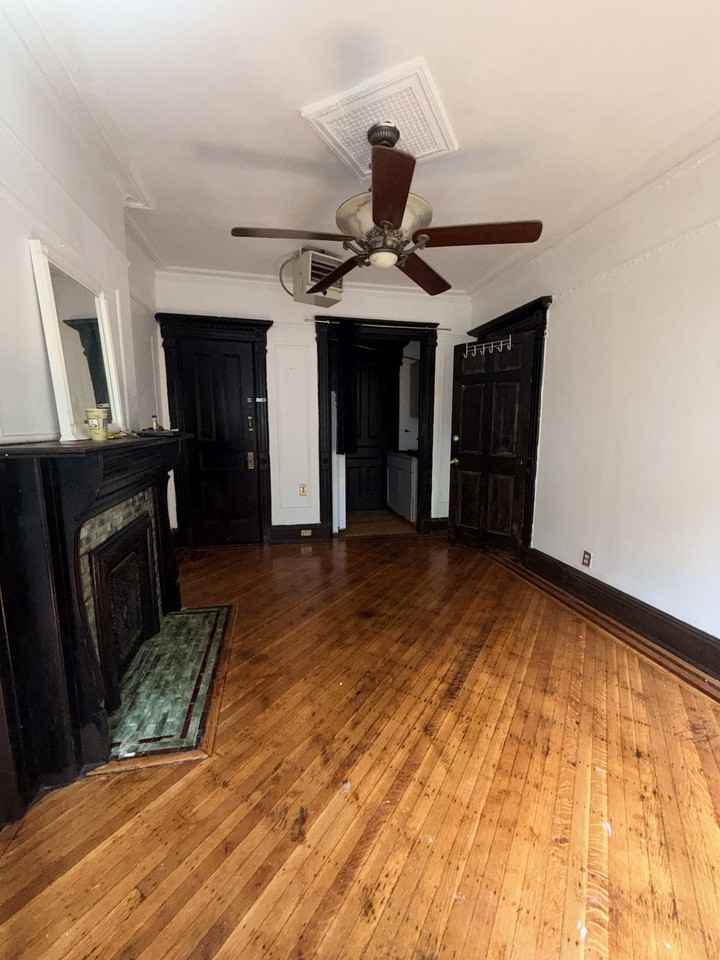 562 Macon St #2 - Photo 2 of 5