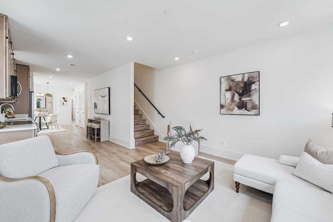 1262 Talbert St Se #1 - Photo 5 of 24
