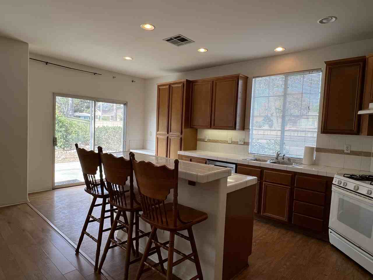 2427 Kellogg Ct #NA - Photo 2 of 28
