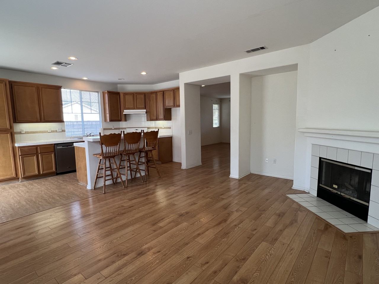 2427 Kellogg Ct #NA - Photo 3 of 28