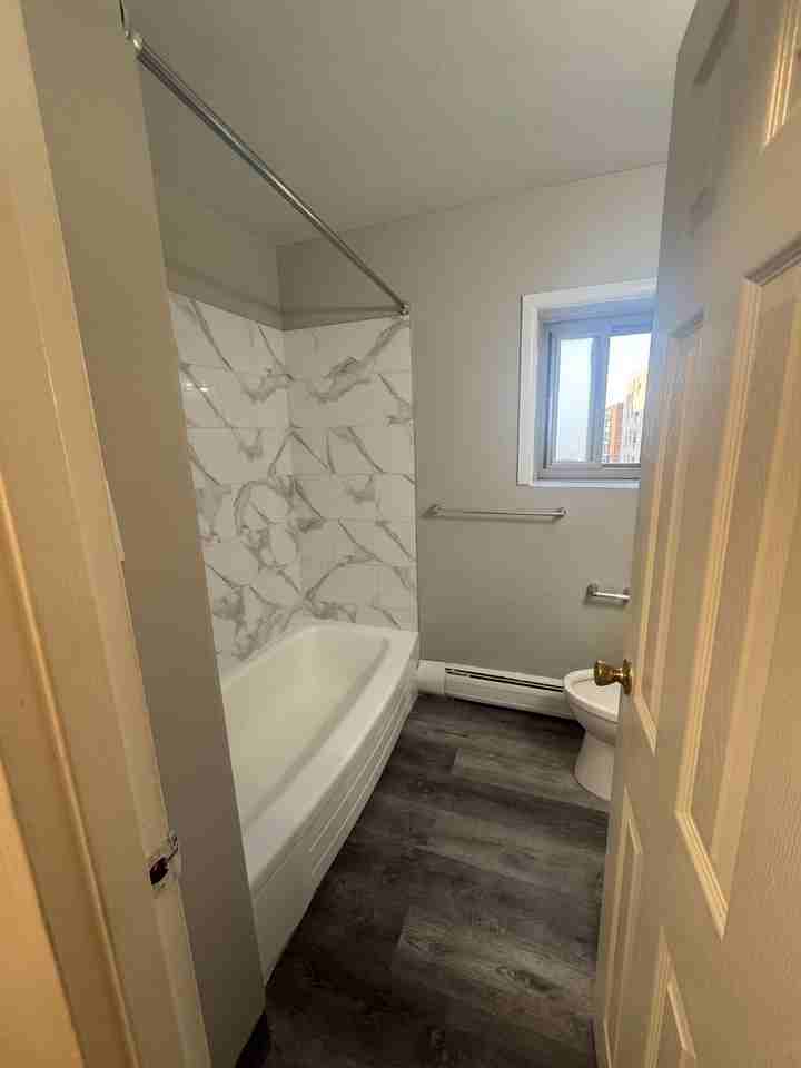 40 Zabriskie St #5D - Photo 5 of 5