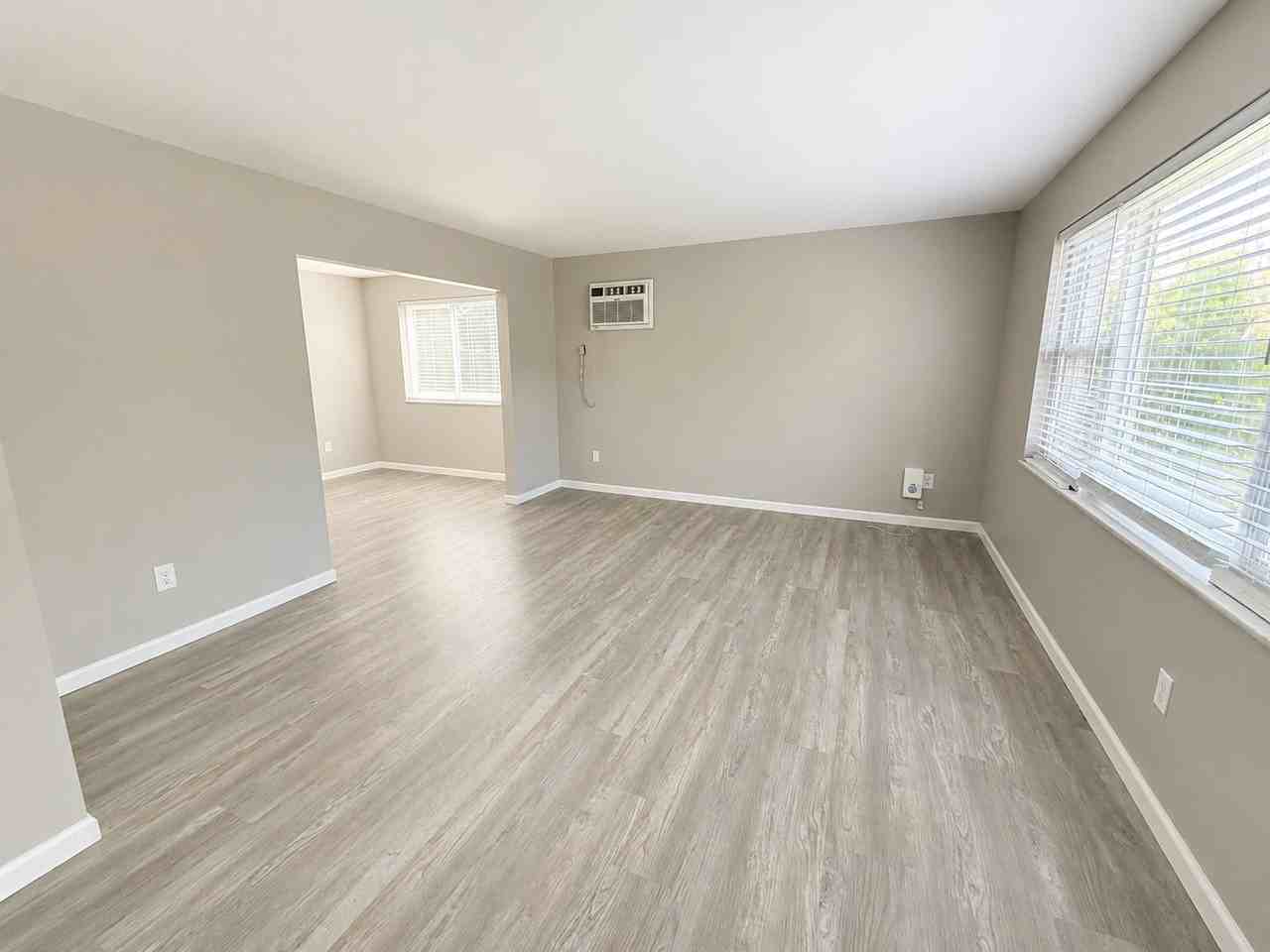 201 E Main St #1 - Photo 6 of 16