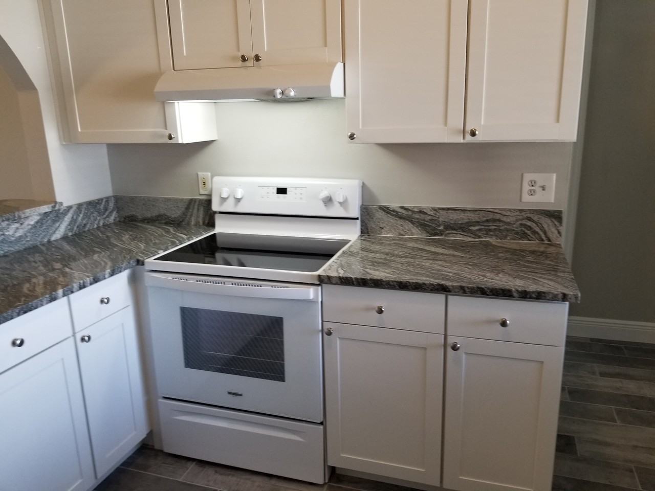 3320 Laurel Dale Dr #NA - Photo 5 of 18