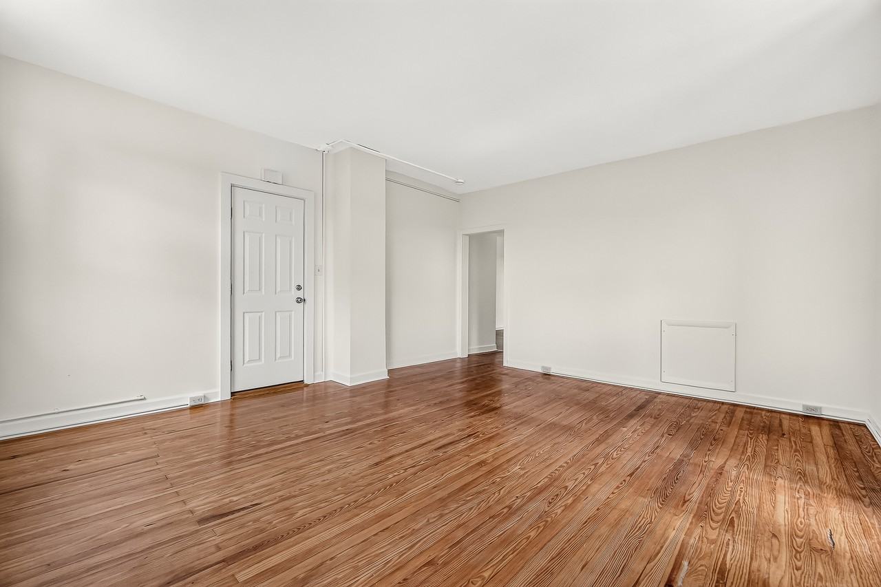 243 E 2nd St #4 - Photo 2 of 27