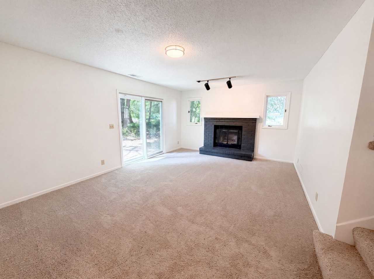 2602 Setter Cir #NA - Photo 2 of 16