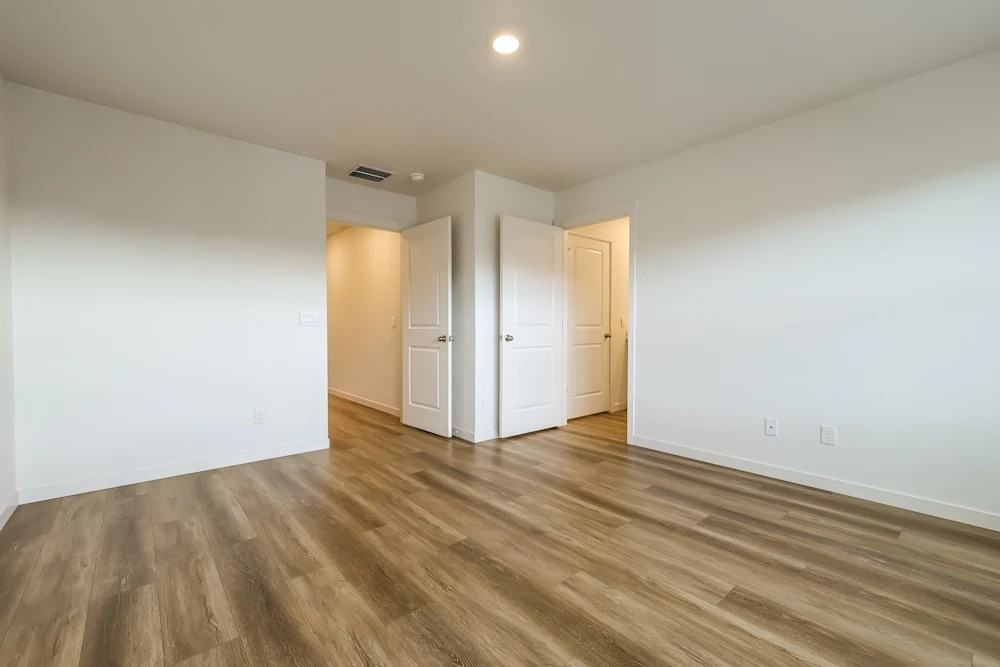 258 S Uriah St #NA - Photo 3 of 8