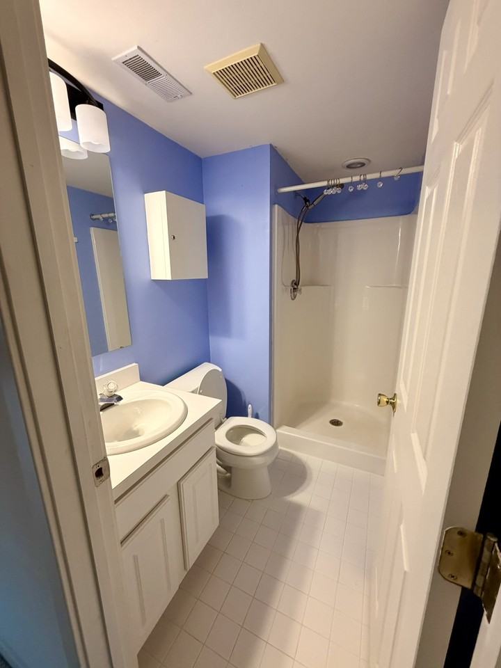 7103 Pleasant Ct #7103 - Photo 4 of 5