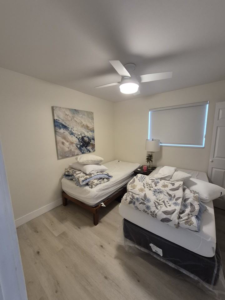 6981 Beech St #1 - Photo 5 of 10
