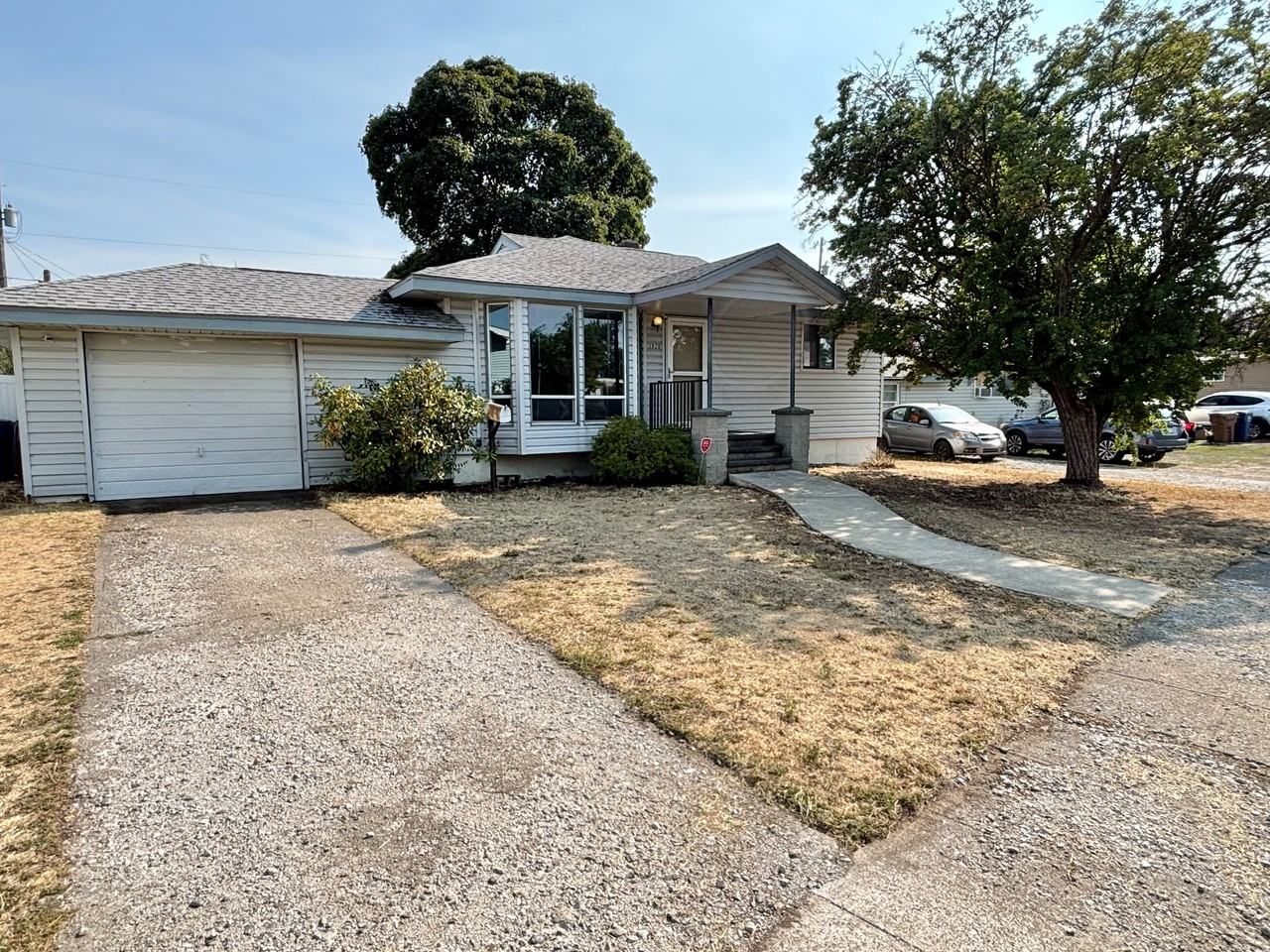 3820 E Carlisle Ave - Photo 2 of 15