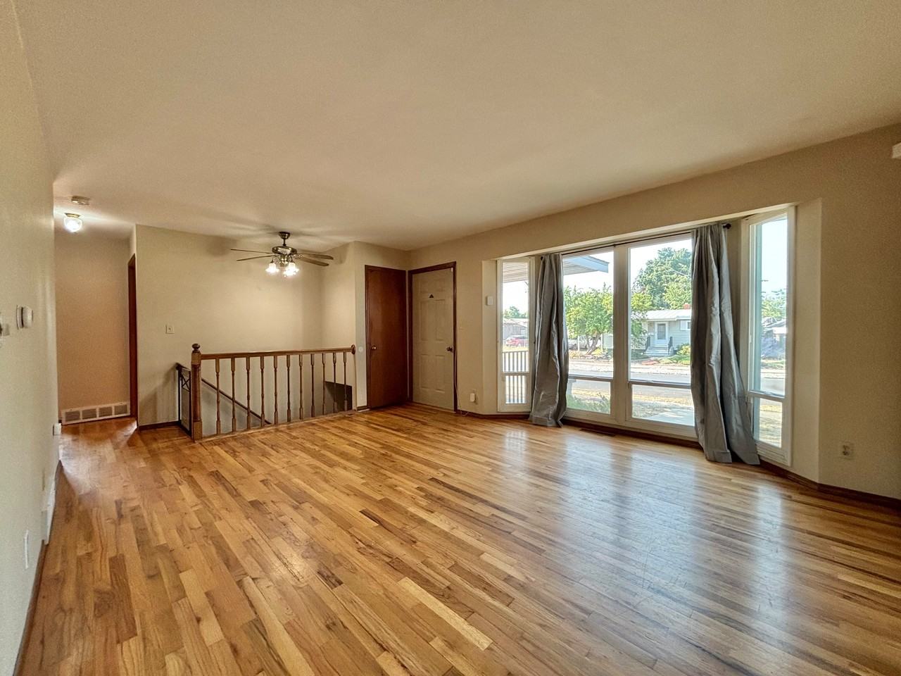 3820 E Carlisle Ave - Photo 4 of 15