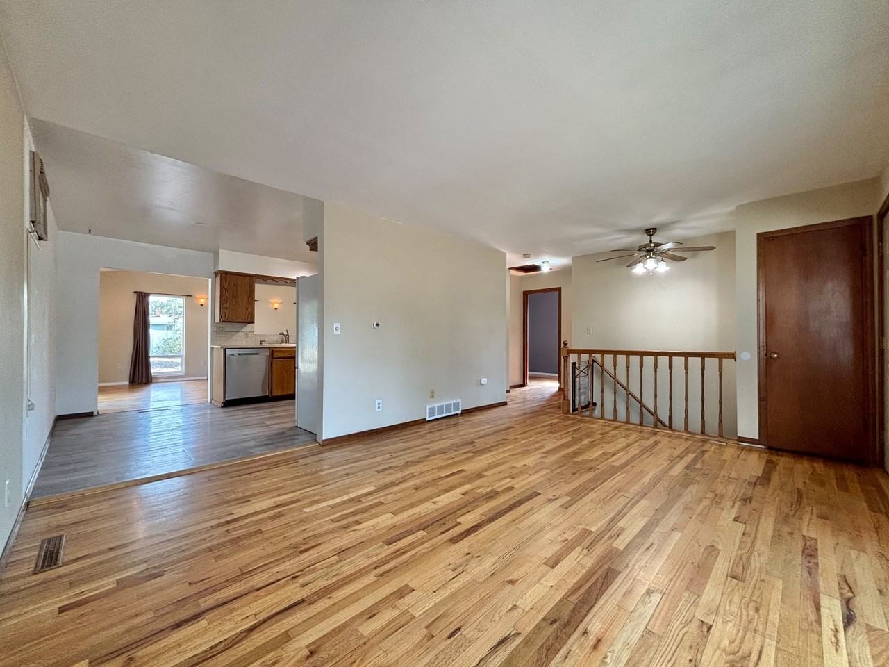 3820 E Carlisle Ave - Photo 5 of 15