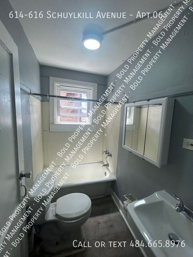614 Schuylkill Ave #06 - Photo 3 of 5