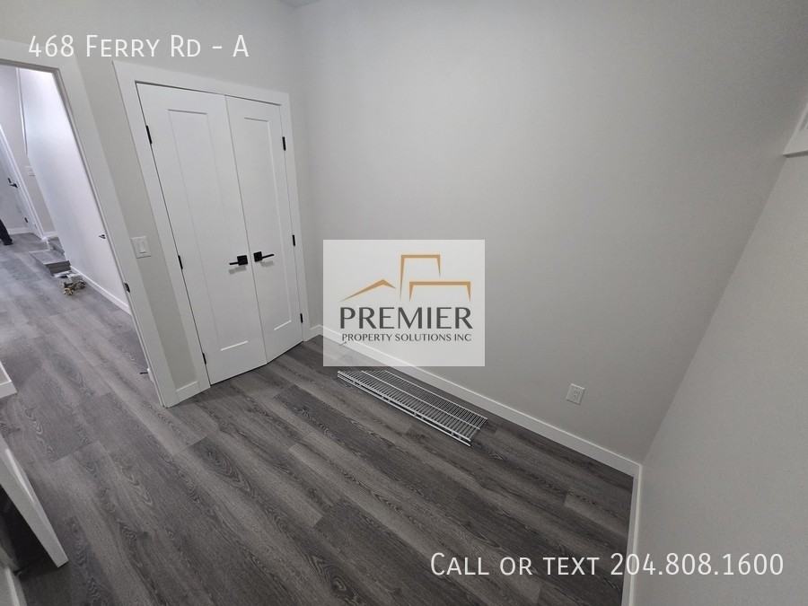 468 Ferry Rd #A - Photo 5 of 5