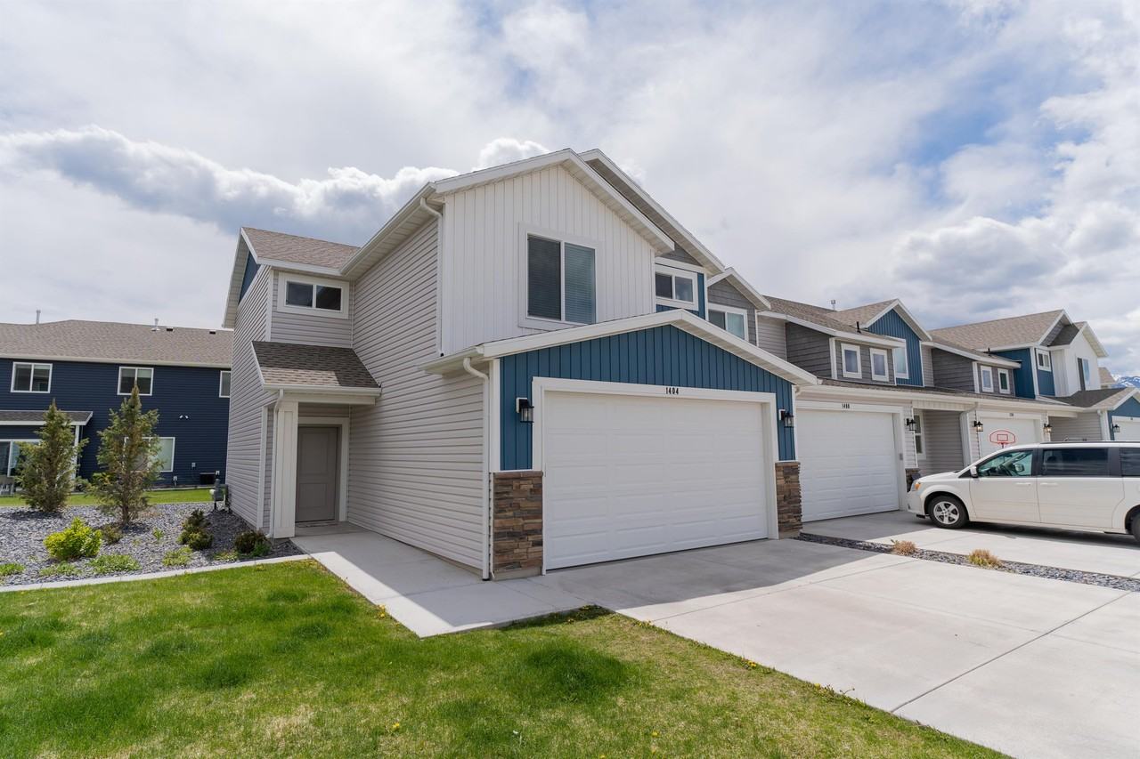 1404 E 340 S - Photo 2 of 46