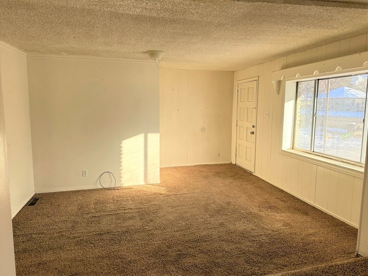 813 E Center St #A - Photo 3 of 23