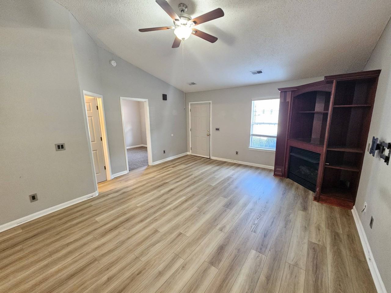 114 Fair Haven Way #1 - Photo 3 of 13