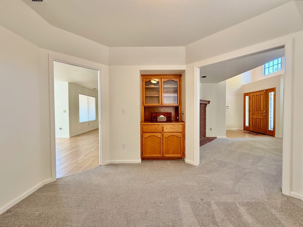 5663 Montclair Cir #1 - Photo 7 of 31