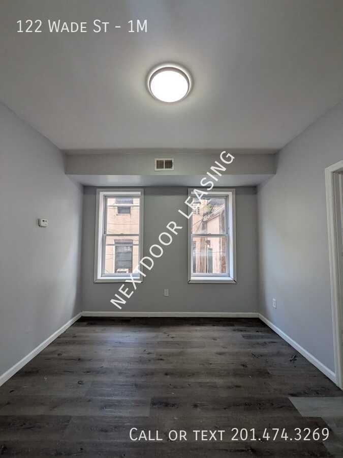 122 Wade St #1M - Photo 7 of 7