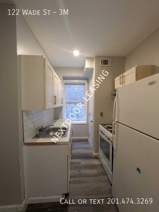 122 Wade St #3M - Photo 3 of 7