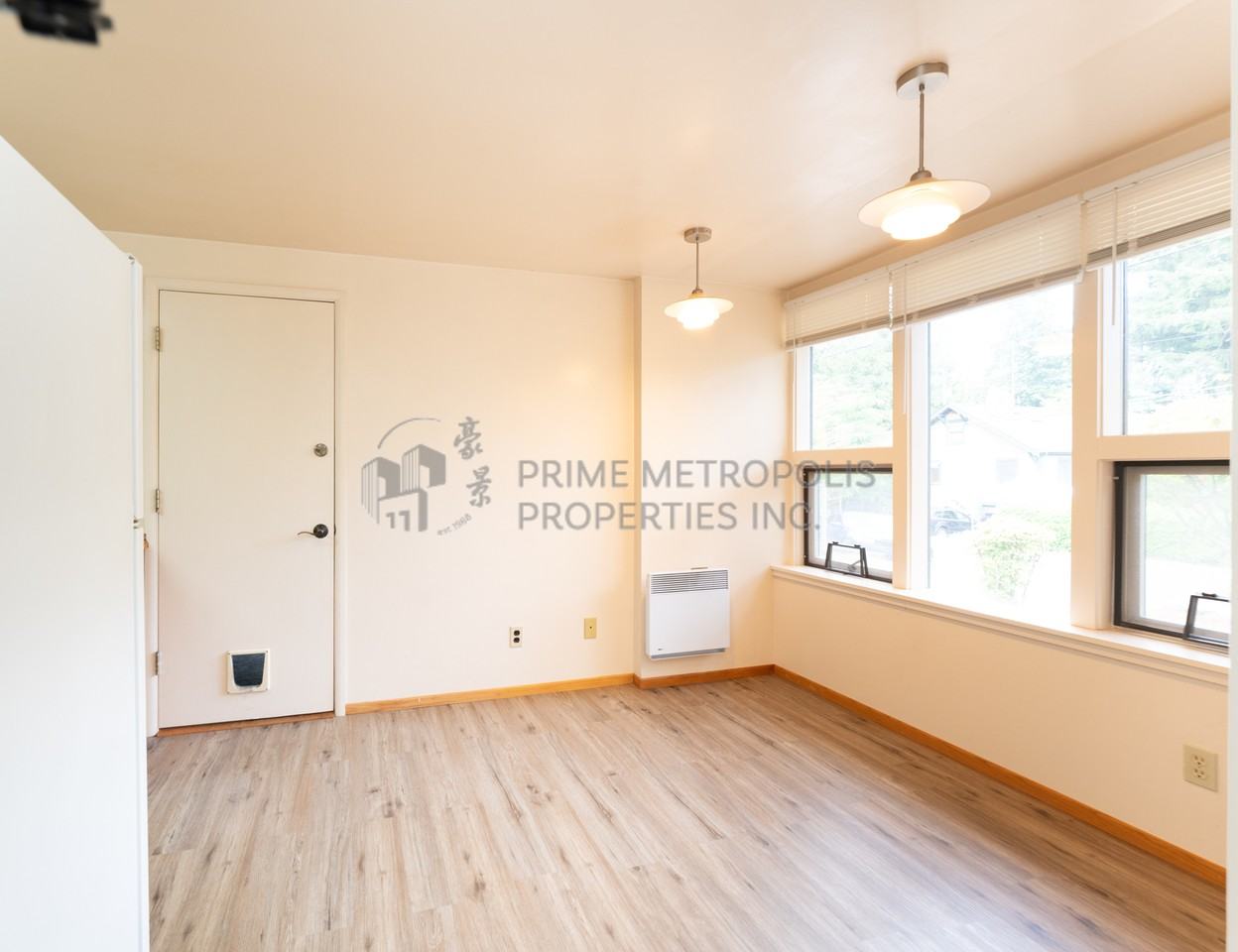 9117 25th Ave Ne #1 - Photo 4 of 21