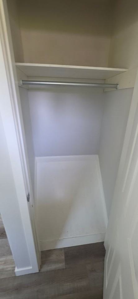 612 W Russ Ave - Photo 4 of 37