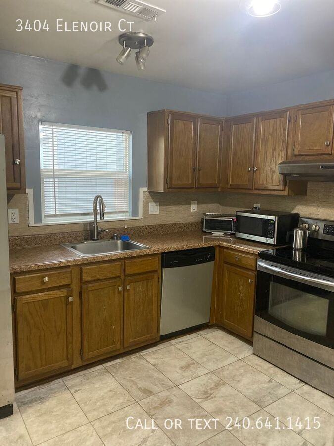 3404 Elenoir Ct - Photo 6 of 18